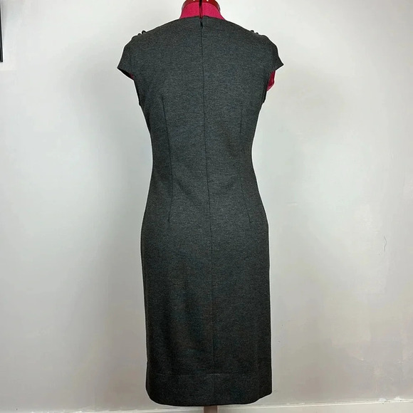 Just Taylor fitted knit cap-sleeve dress with neckline embellishment - Picture 3 of 10